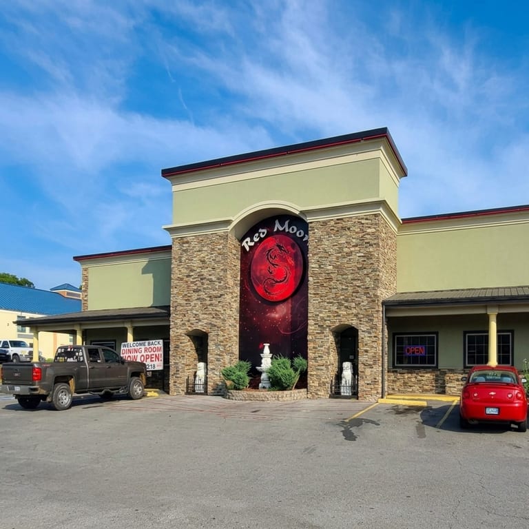 Red Moon Asian Restaurant in Tahlequah, OK